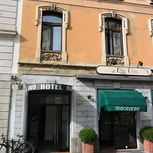  Hotel Nuovo Italia