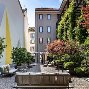 **** Hotel Savona 18 Italia